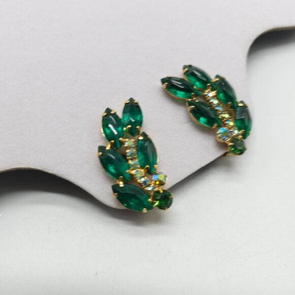 Vintage Juliana Gold Tone Green Rhinestone Bling Clip On Leaf Earrings - Picture 2 of 4